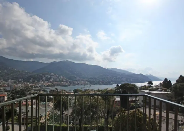Portofino Vista Mare Con Piscina 아파트